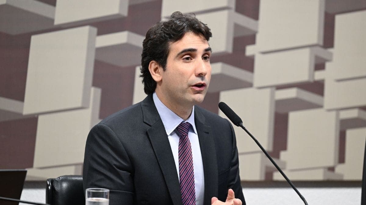 Gabriel Galípolo, presidente do Banco Central, na CAE do Senado, em 19 de maio