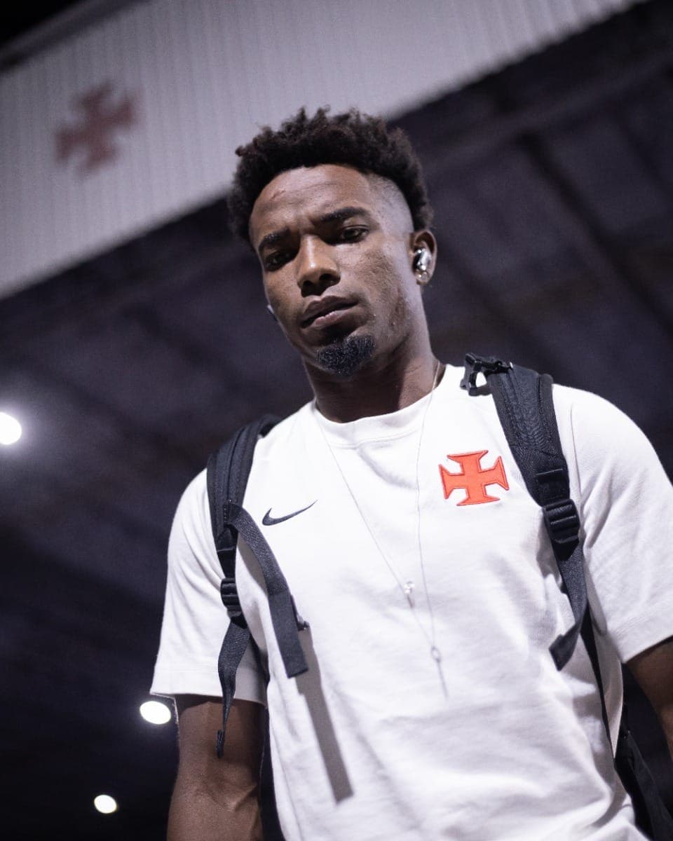 Thiago Mendes antes do duelo diante do Red Bull Bragantino