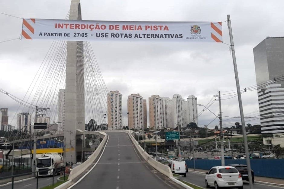 Ponte Estaiada terá interdição de meia pista a partir desta quarta (27)