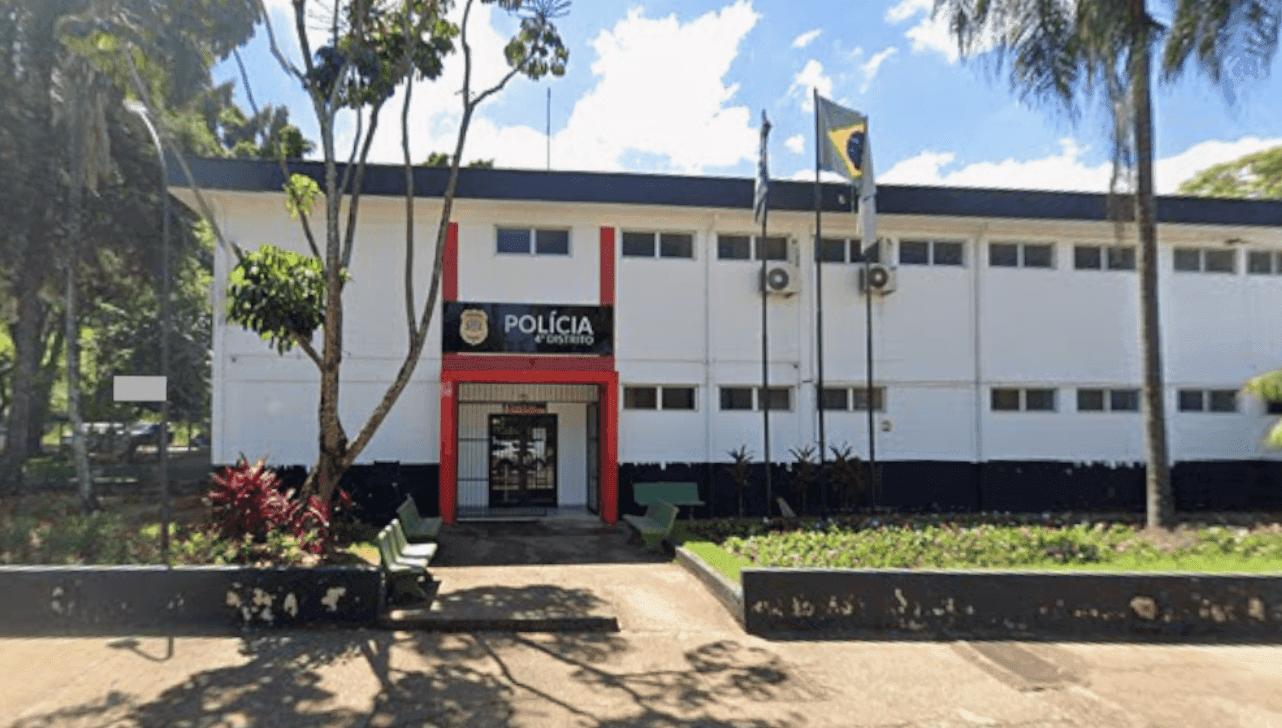O caso foi registrado no 4º DP