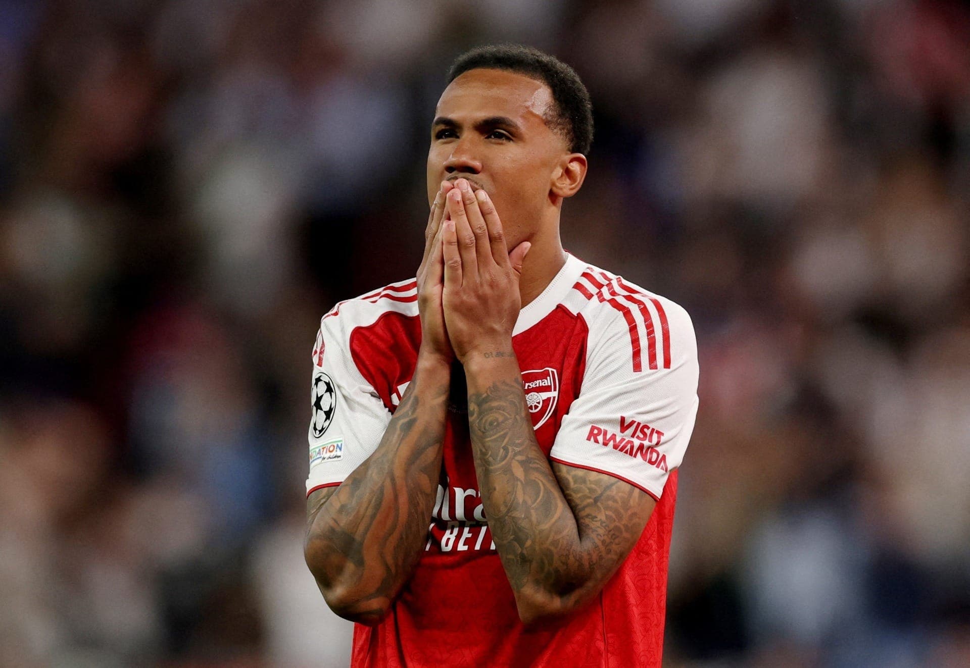 Gabriel Magalhães lamenta pênalti perdido