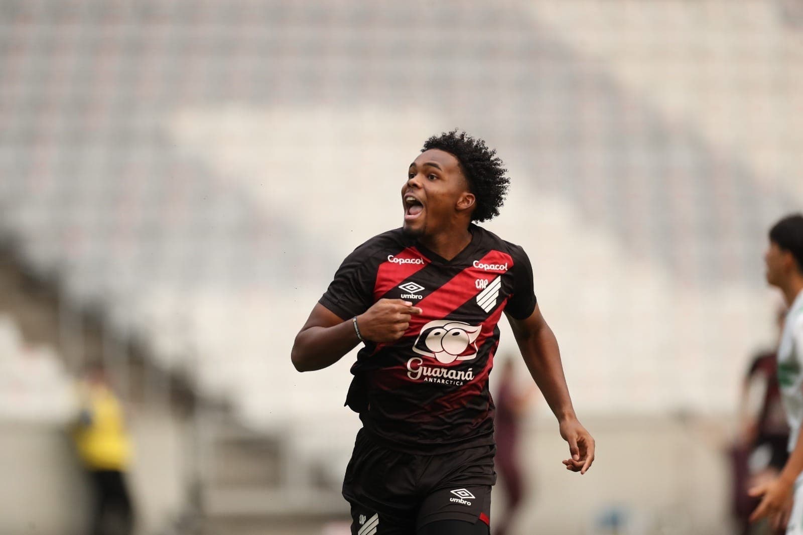 Athletico fez 4 a 0 no rival Coritiba