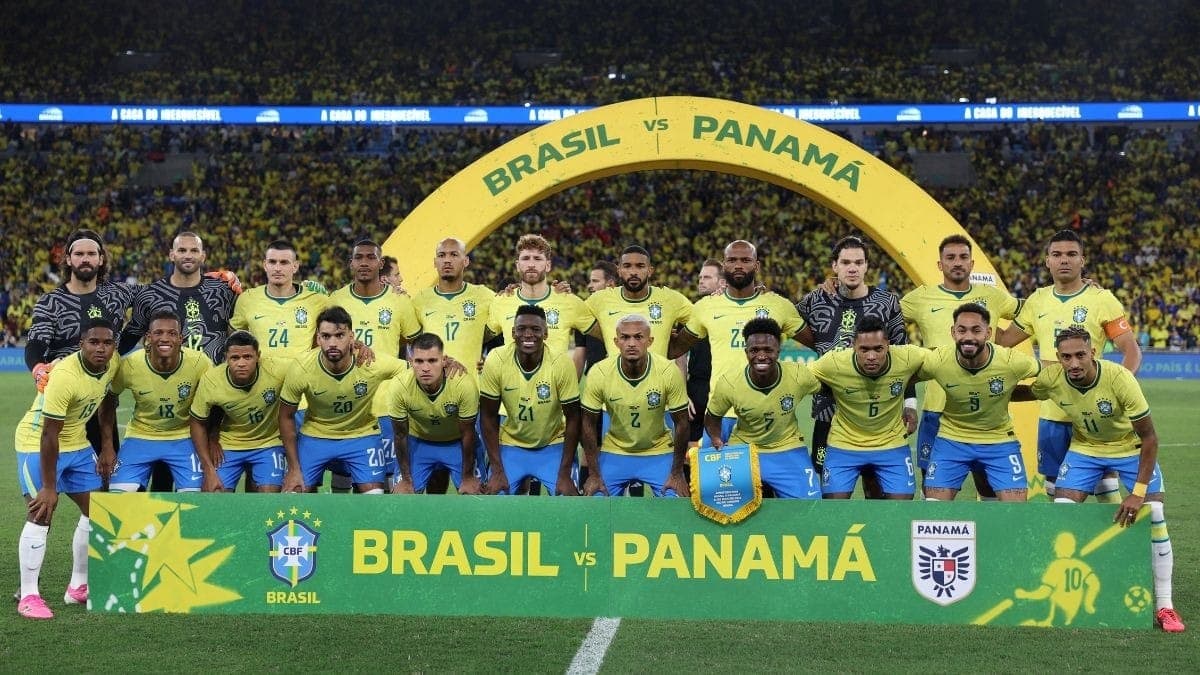 Jogadores da Seleção Brasileira em amistoso contra o Panamá