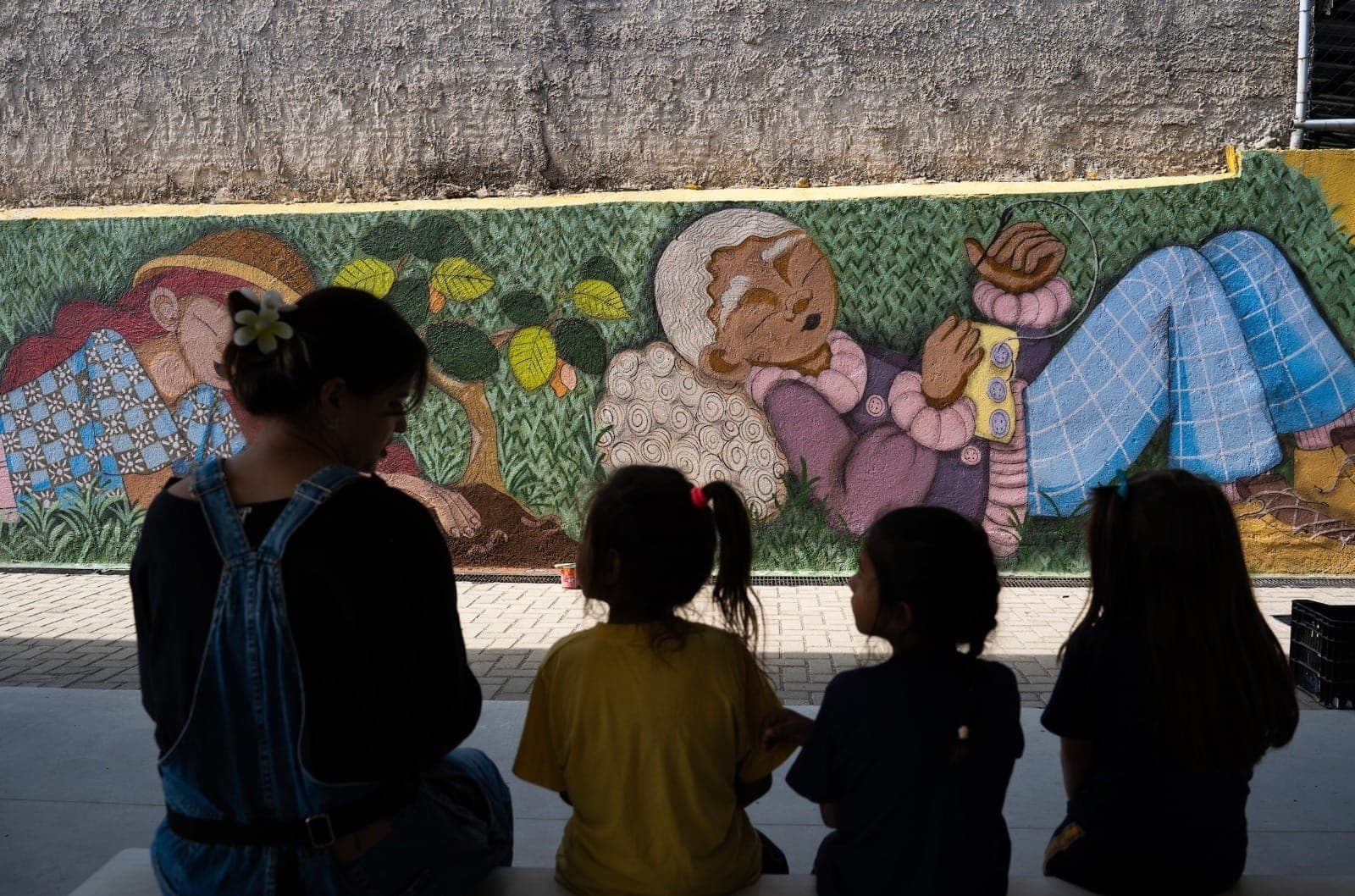 Artistas transformam escolas com murais baseados nos ODS da Agenda 2030