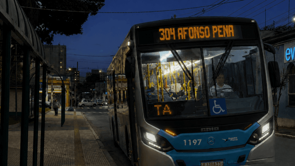 São José dos Campos passa a ter 13 linhas de ônibus operando 24h por dia