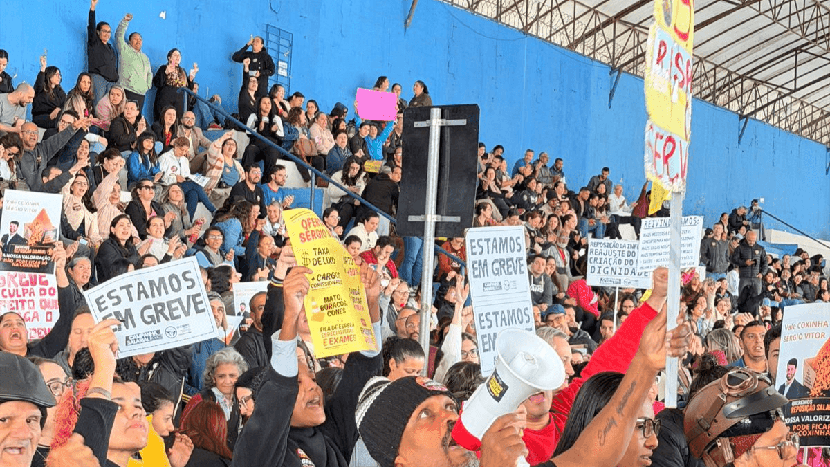 Greve e protestos: entenda a paralisação dos servidores de Taubaté