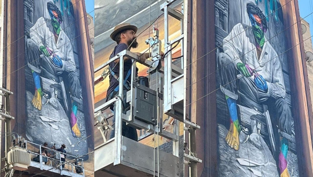 Kobra durante a finalização da obra