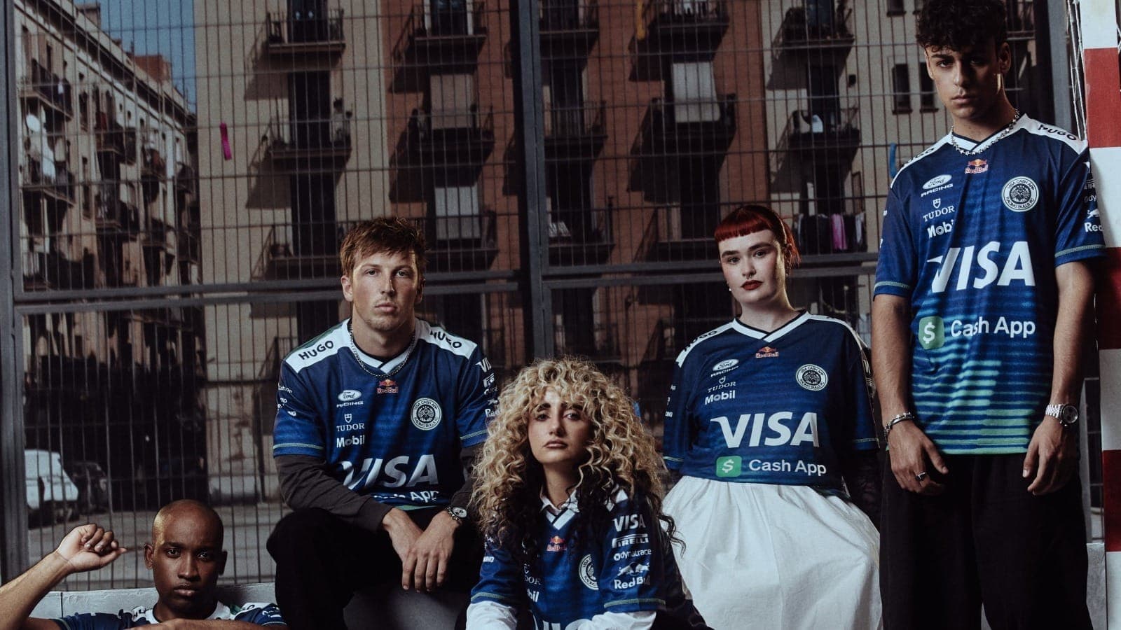 Equipe celebra identidade da cidade de Barcelona no futebol com camisas especiais para o fim de semana