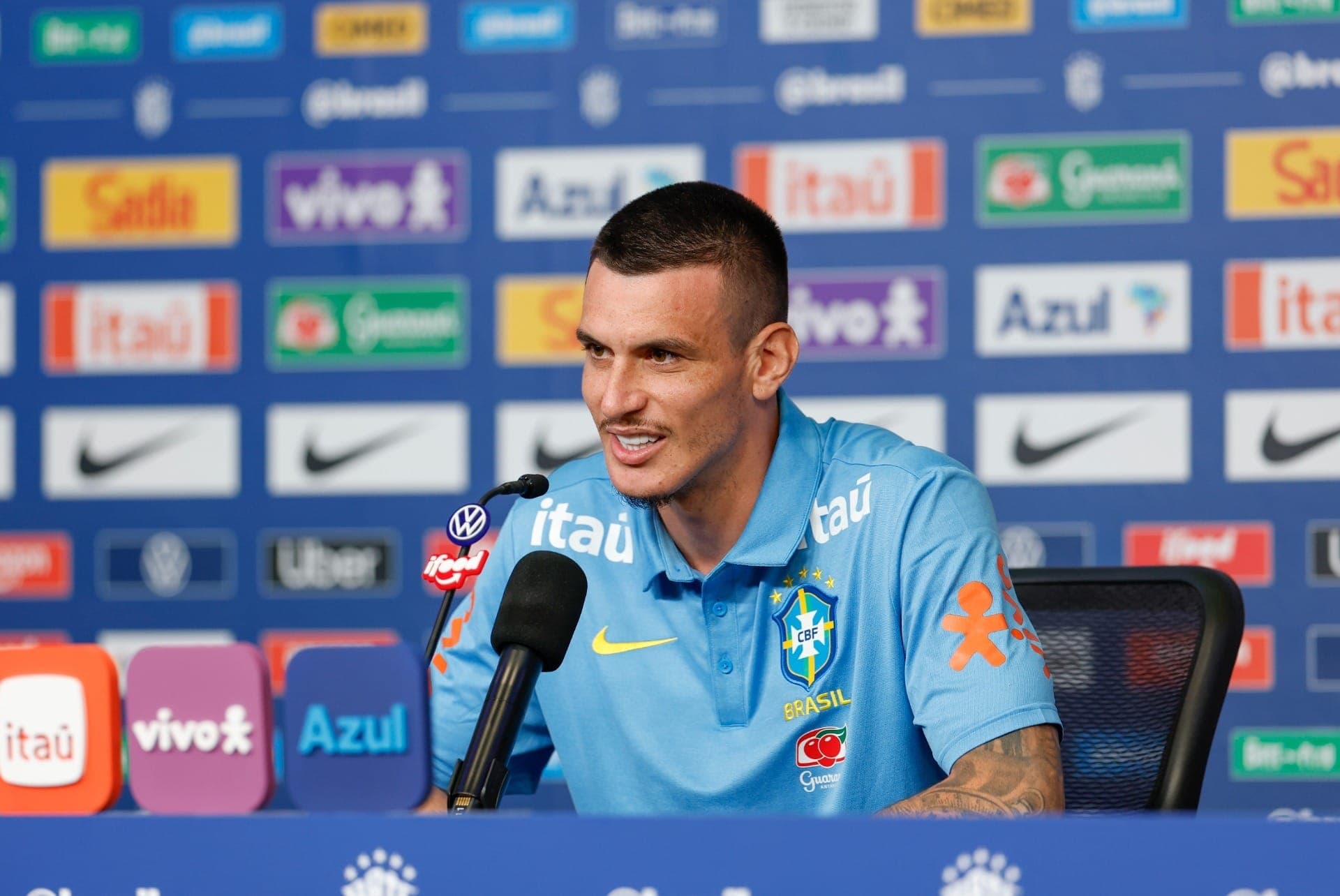 Ibañez durante entrevista coletiva