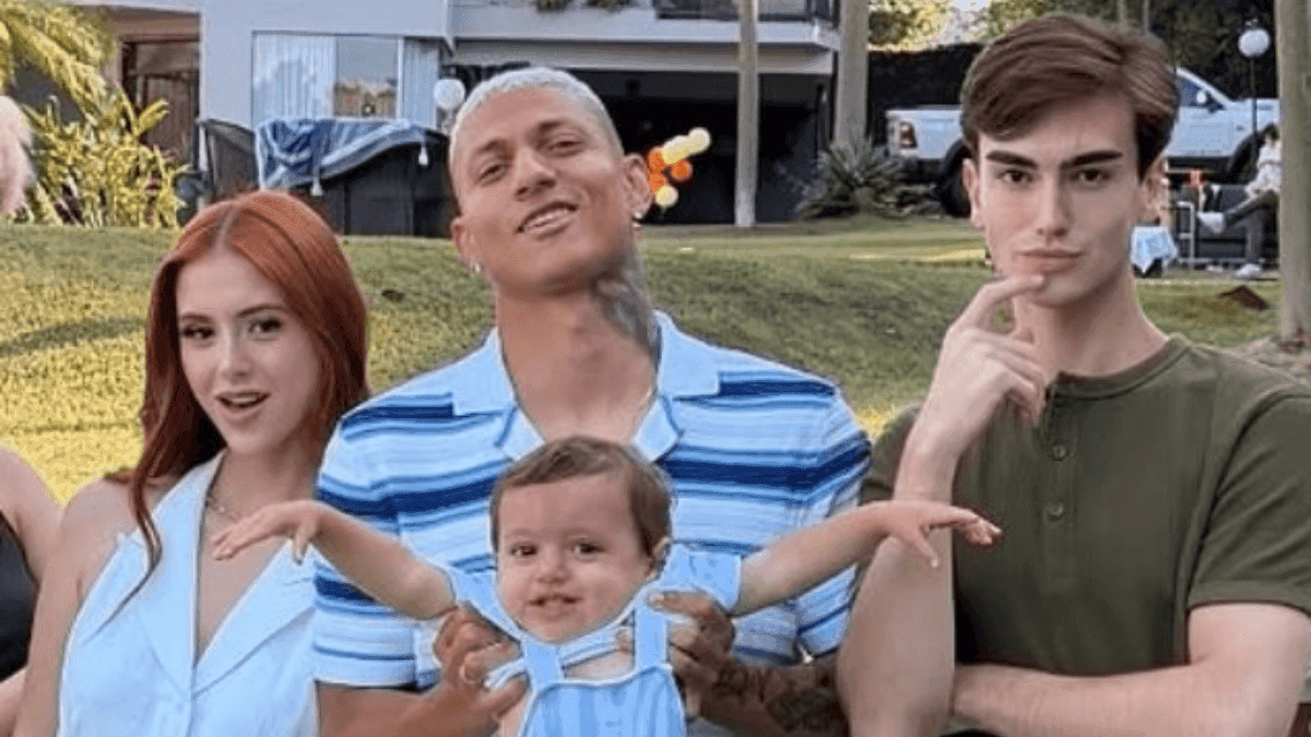 Amanda Araújo, Richarlison e Dudu, o tio do bebê