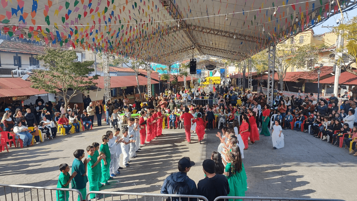 Paraibuna celebra 360 anos com bolo de 15 metros e programação especial