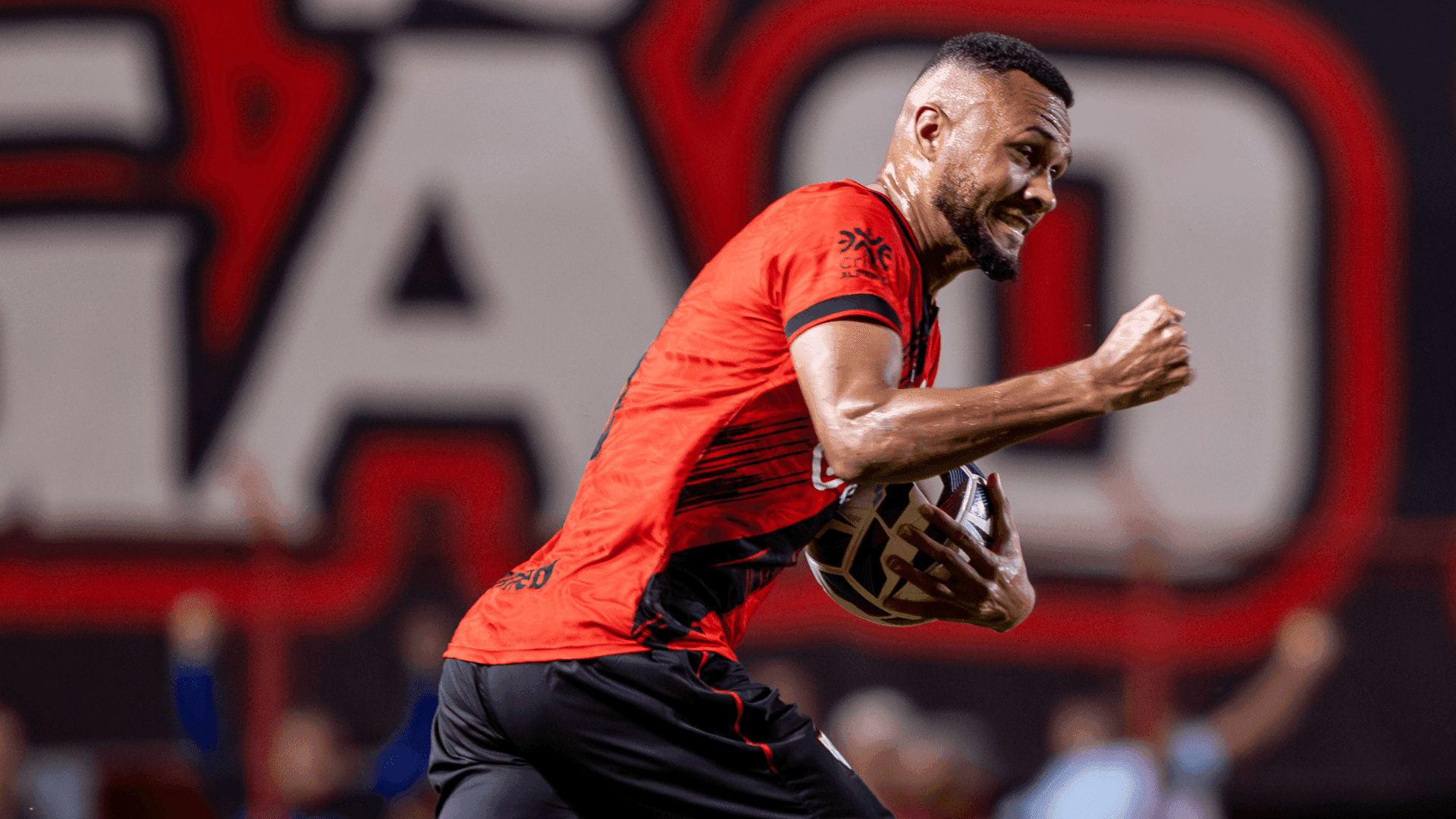 Atlético-GO sai de 3 a 0 para 3 a 3 e evita derrota para o CRB