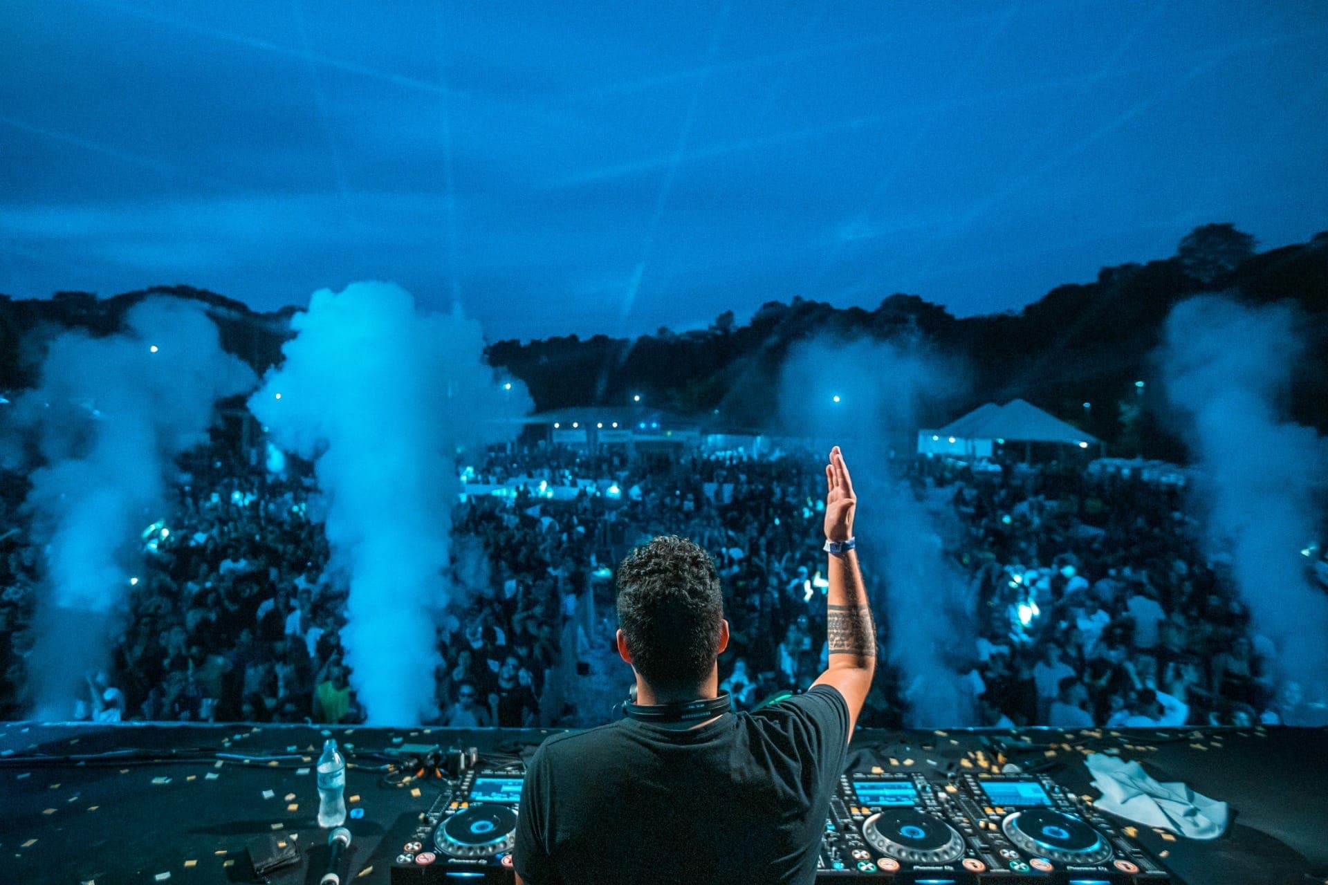 Doozie amplia presença internacional com EP e turnê ao lado de Vintage Culture
