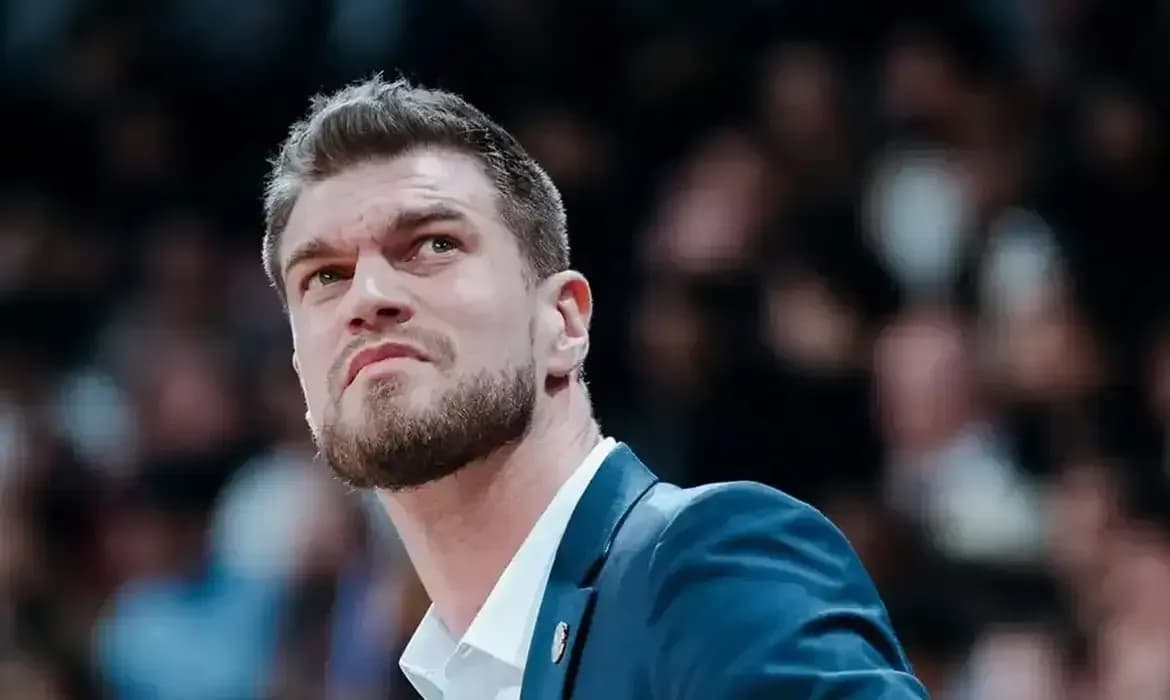 Brasileiro se aproxima de acerto com o Chicago Bulls para ser novo técnico