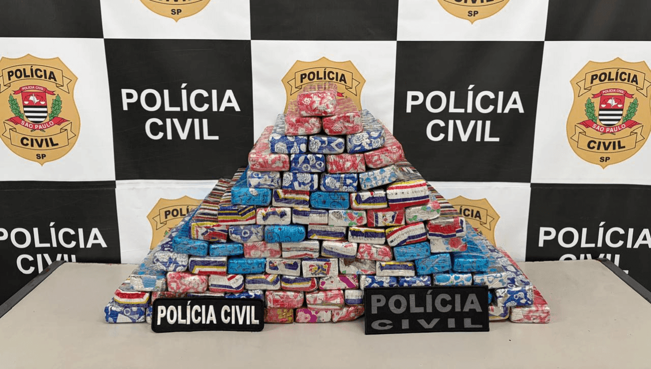 Droga tinha peso de, aproximadamente, 65 quilos