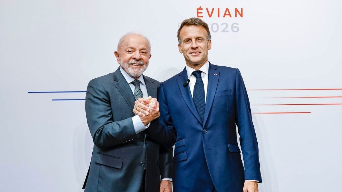 Lula e Emmanuel Macron na França