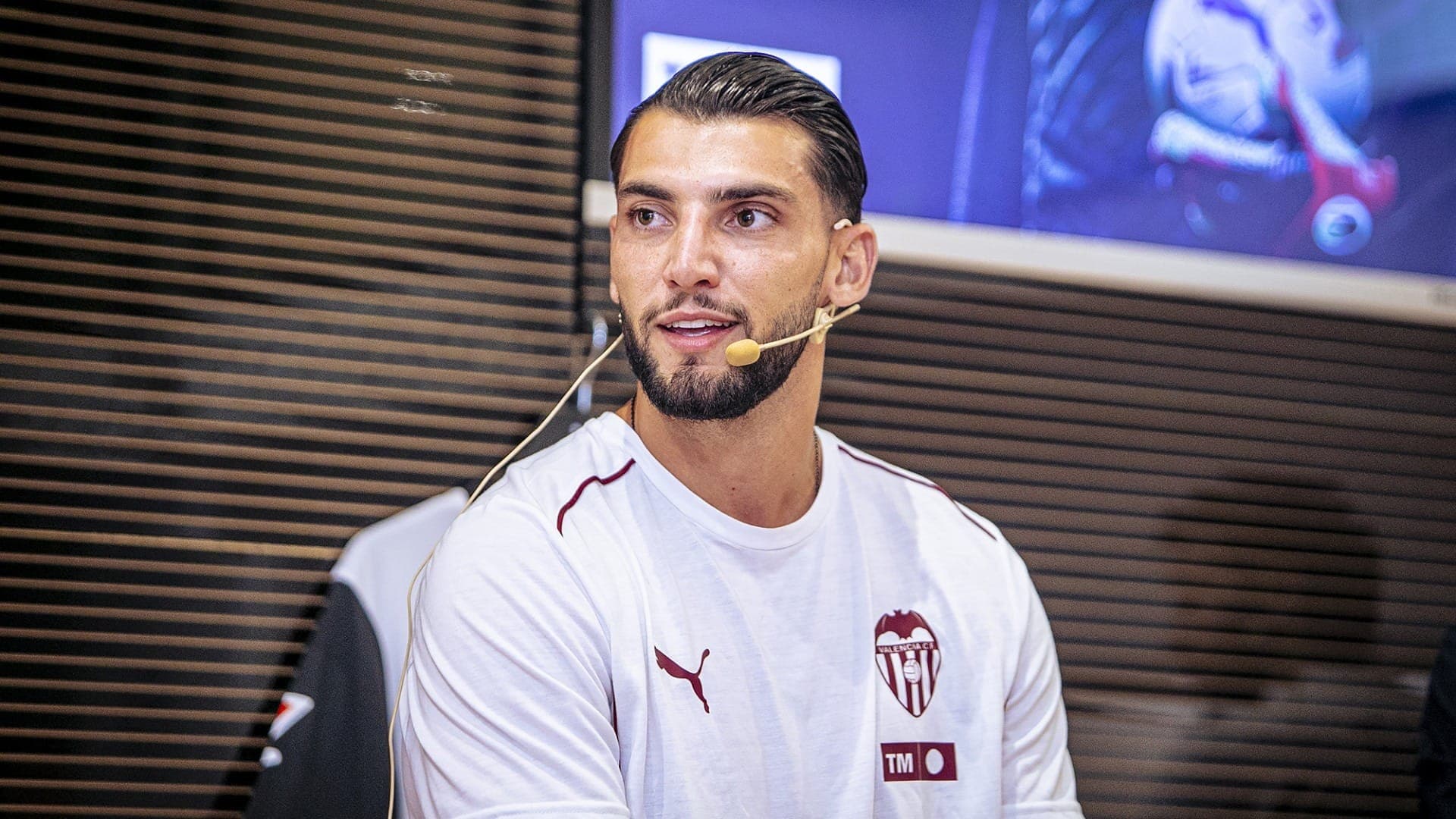 Rafa Mir é condenado à prisão por agressão sexual na Espanha