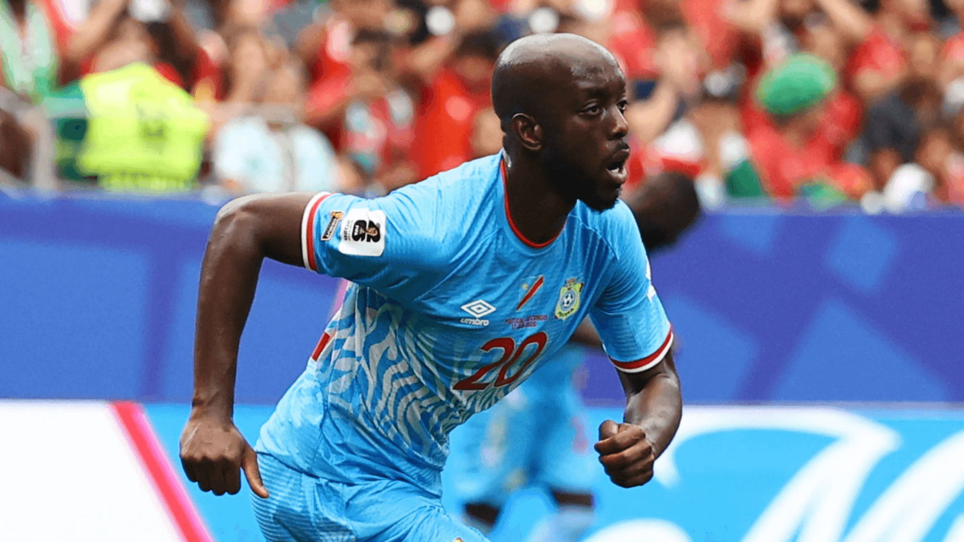 Yoane Wissa, atacante que deixou Igor Thiago na reserva, faz história pela RD Congo