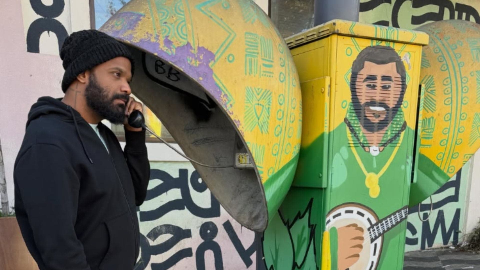 Arlindinho faz homenagem ao pai, Arlindo Cruz