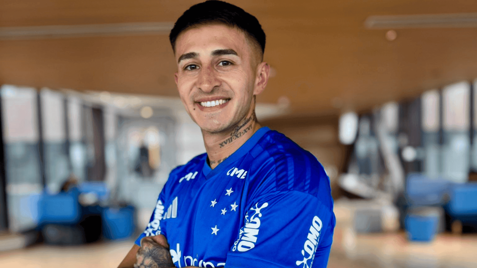 Cruzeiro anuncia contratação de Gabriel Rojas