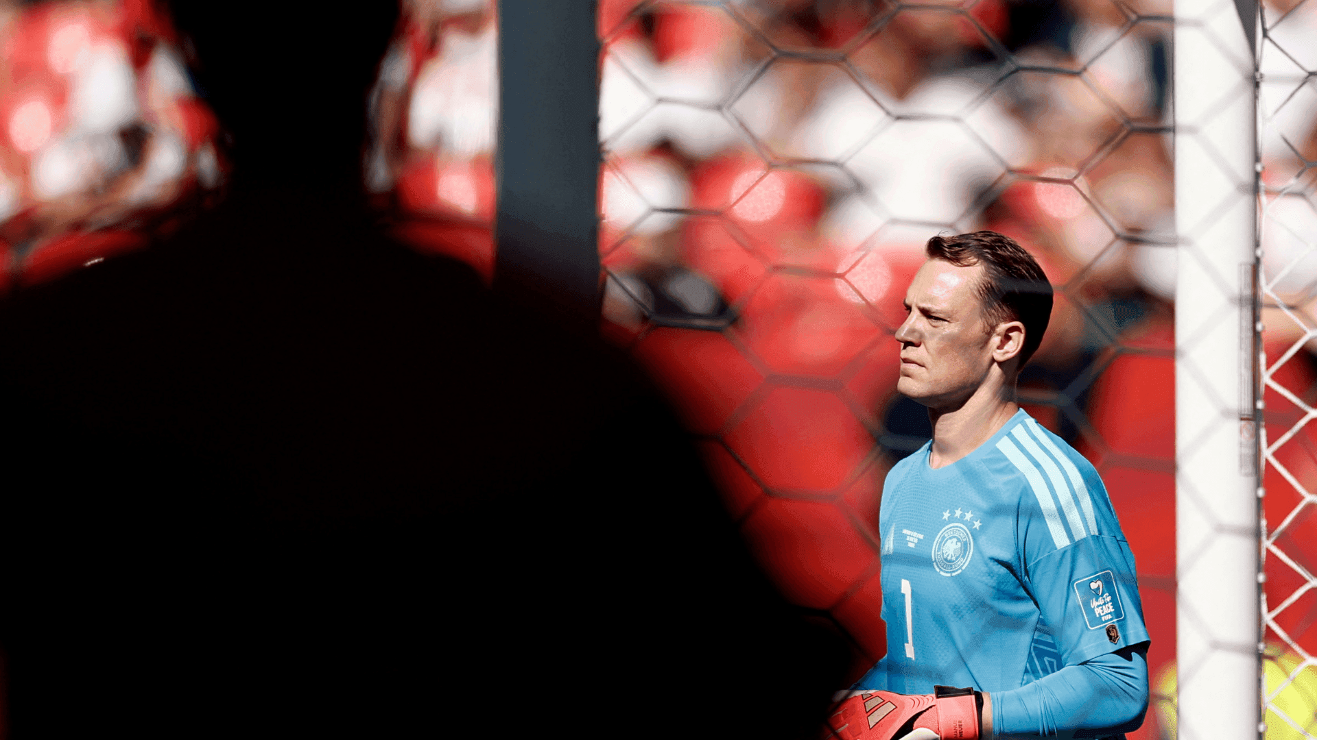 Neuer durante jogo histórico contra Costa do Marfim