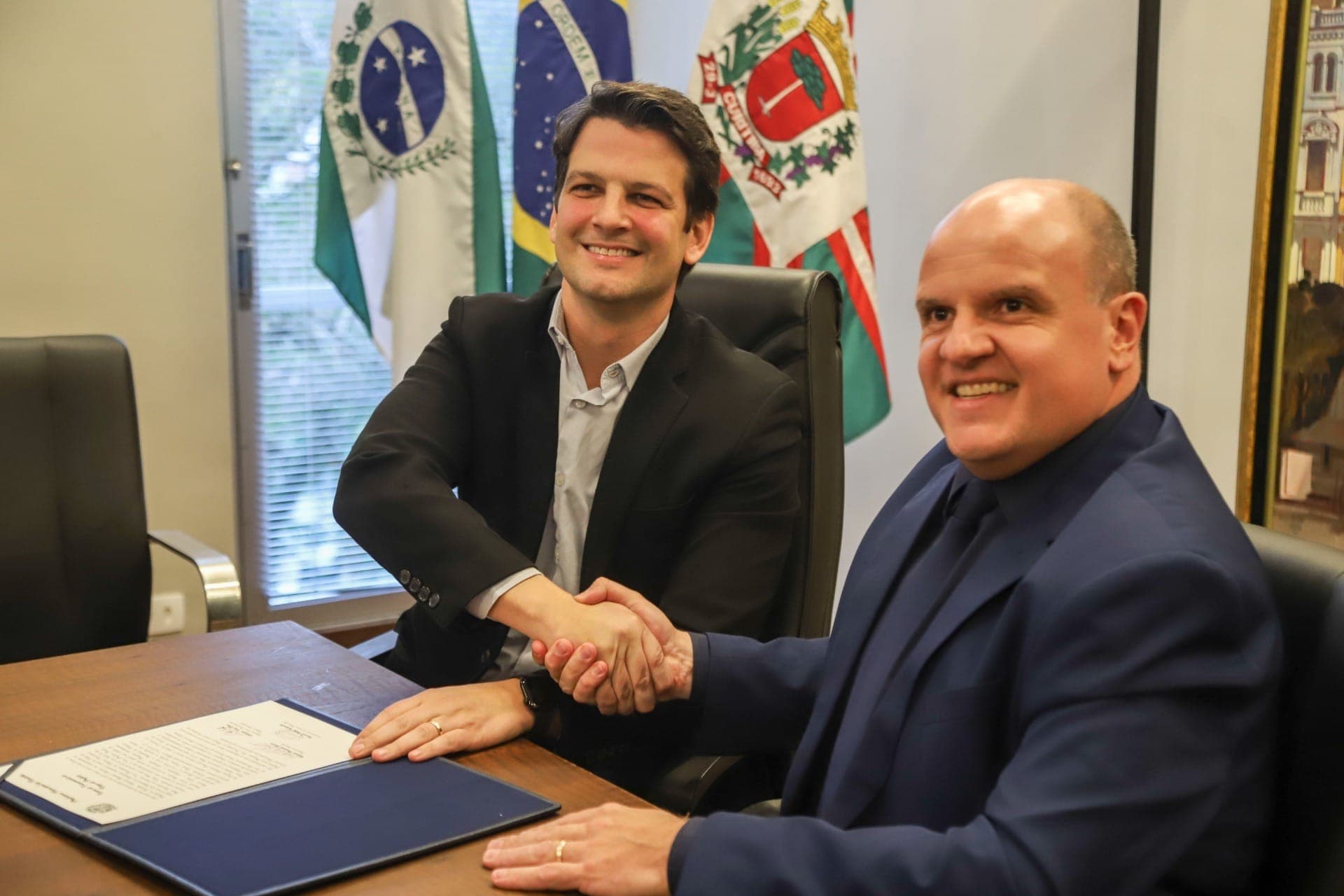Vereador Leonidas Dias assume a Prefeitura de Curitiba durante viagem oficial de Eduardo Pimentel