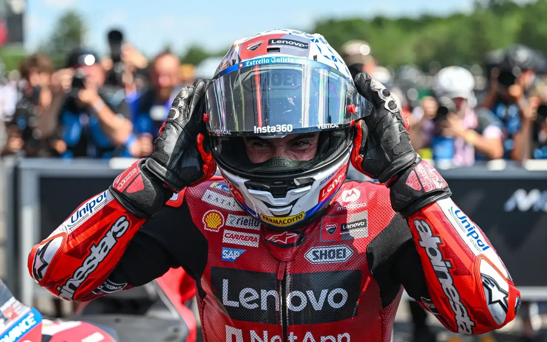 Márquez vence em Brno e coloca fogo na briga pelo título em 2026