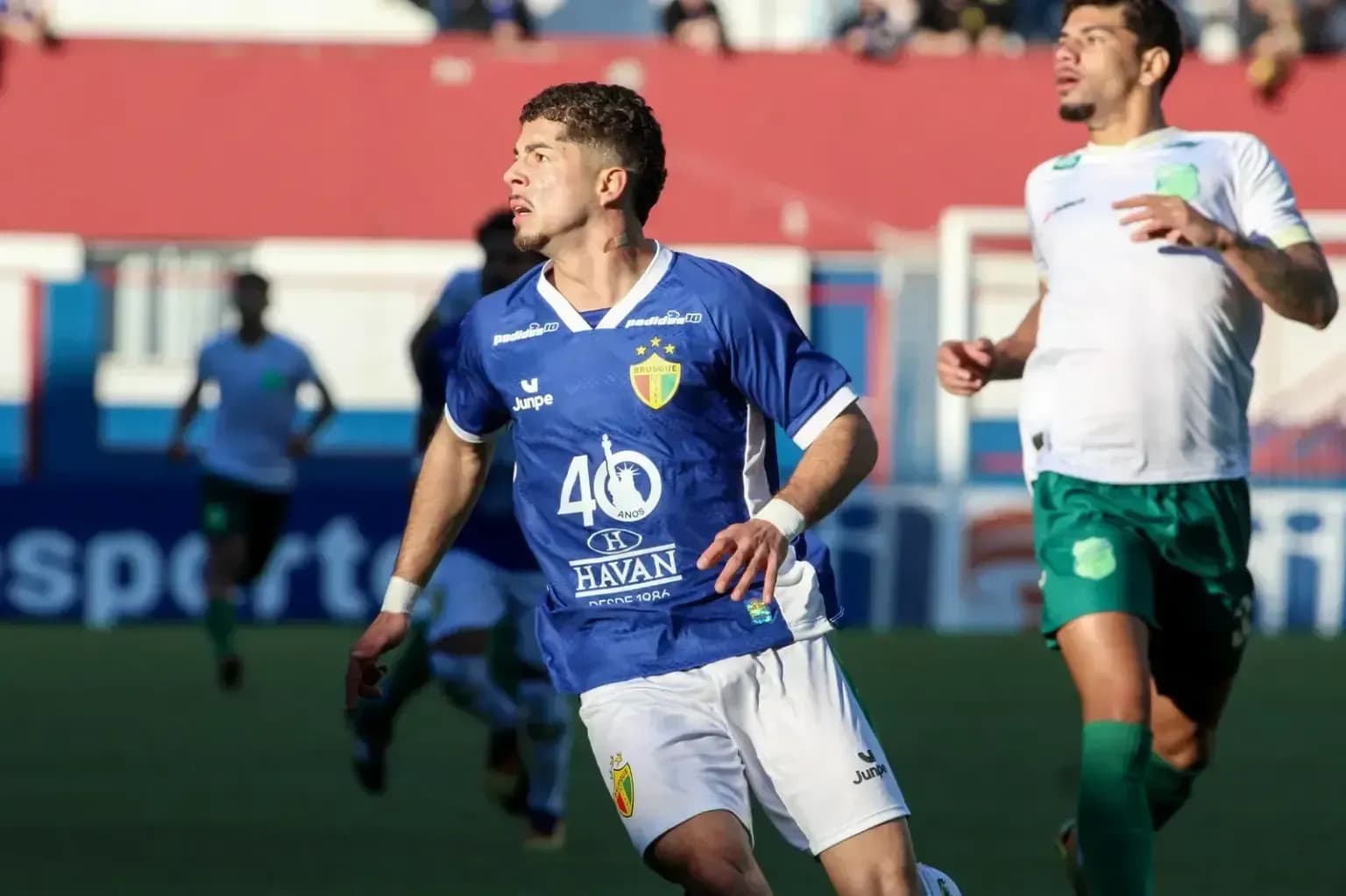 Série C: Brusque encosta no Guarani e G8 fica embolado