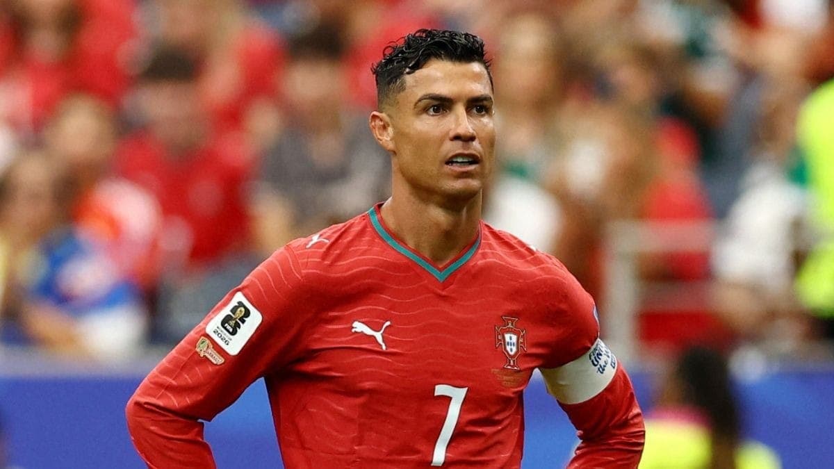 Cristiano Ronaldo desencantou contra o Uzbequistão