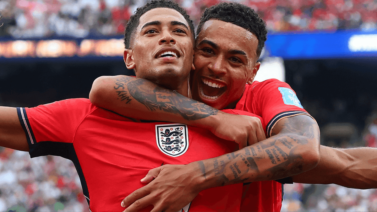 Jude Bellingham comemora primeiro gol da Inglaterra sobre Panamá