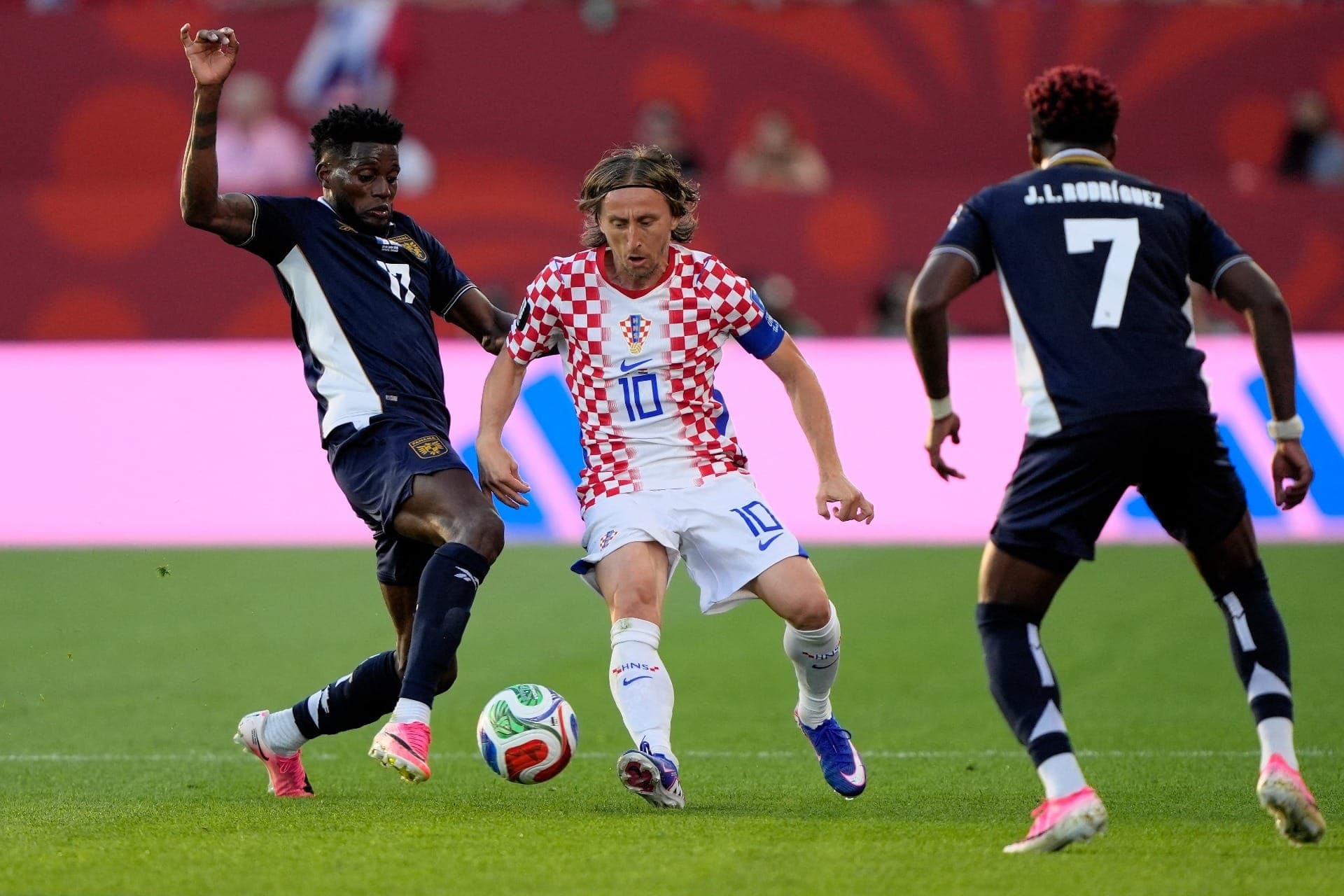 Modric tenta levar a Croacia adiante na Copa do Mundo