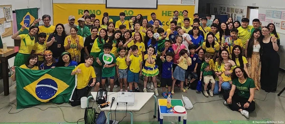 Jogo Brasil e Japão divide o coração de descendentes