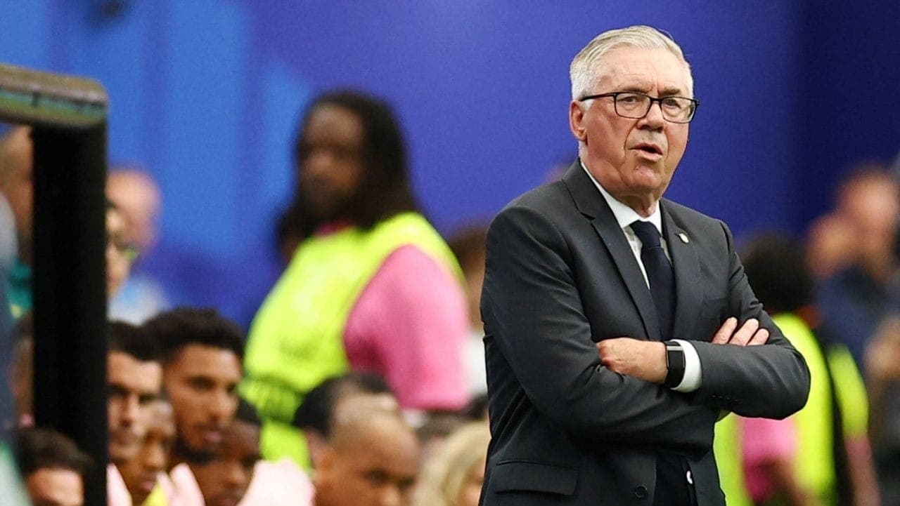 Ancelotti durante Brasil x Japão