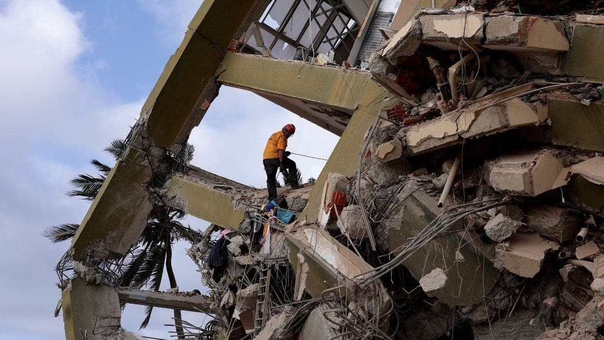 Consequências dos terremotos em La Guaira, na Venezuela