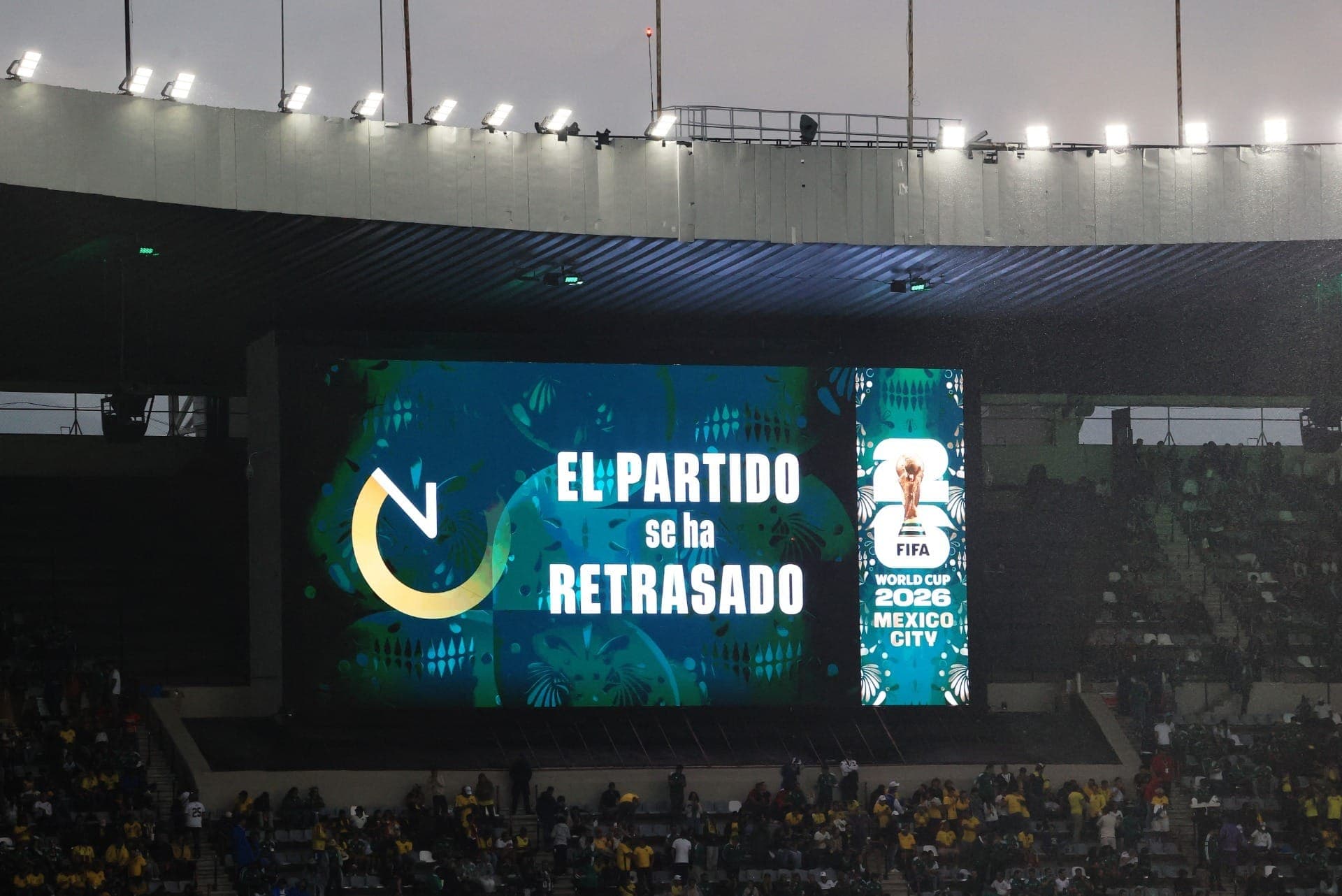 México e Equador tem início atrasado em 15 minutos