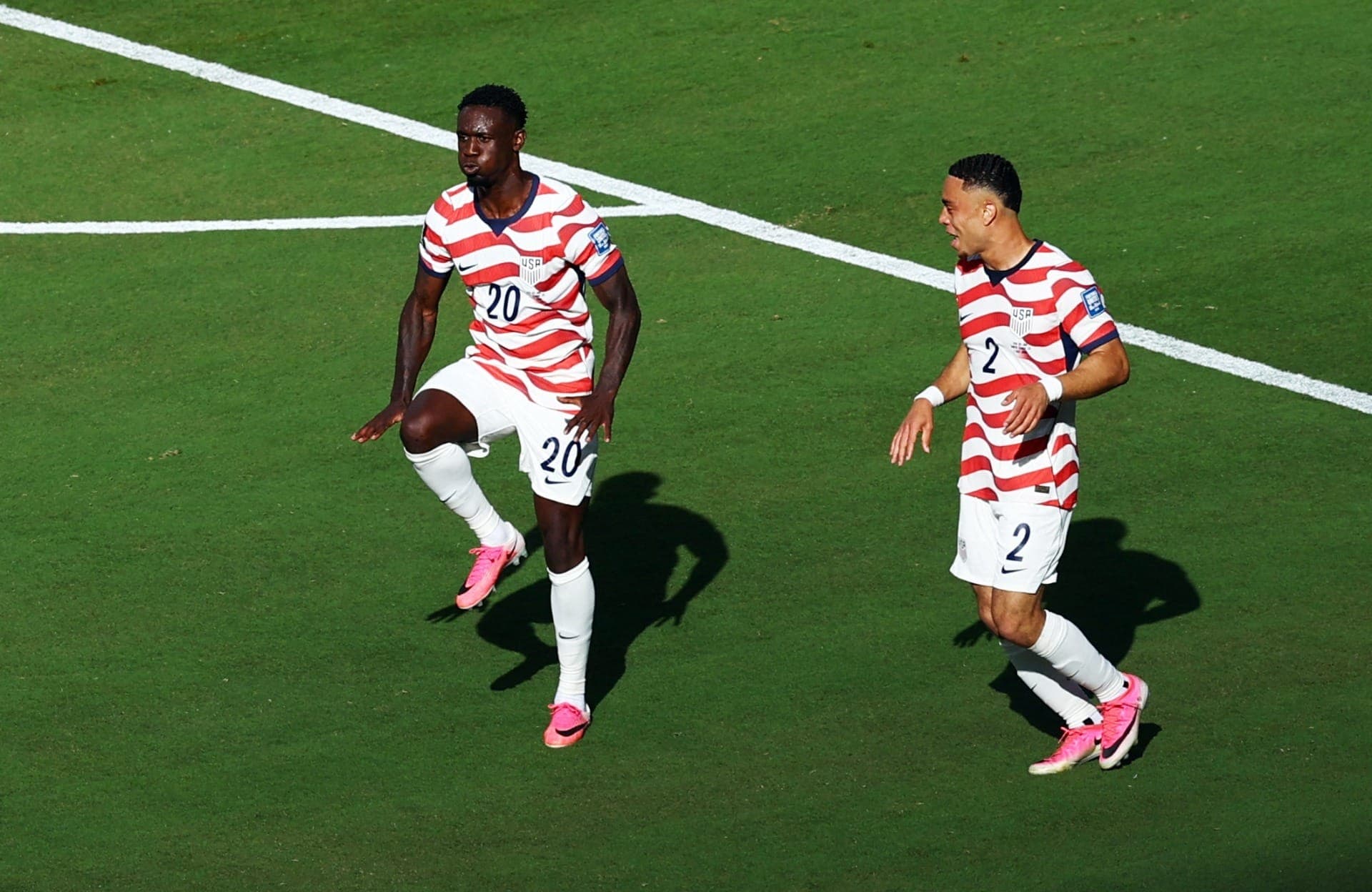 Balogun imita o "Silenciador"