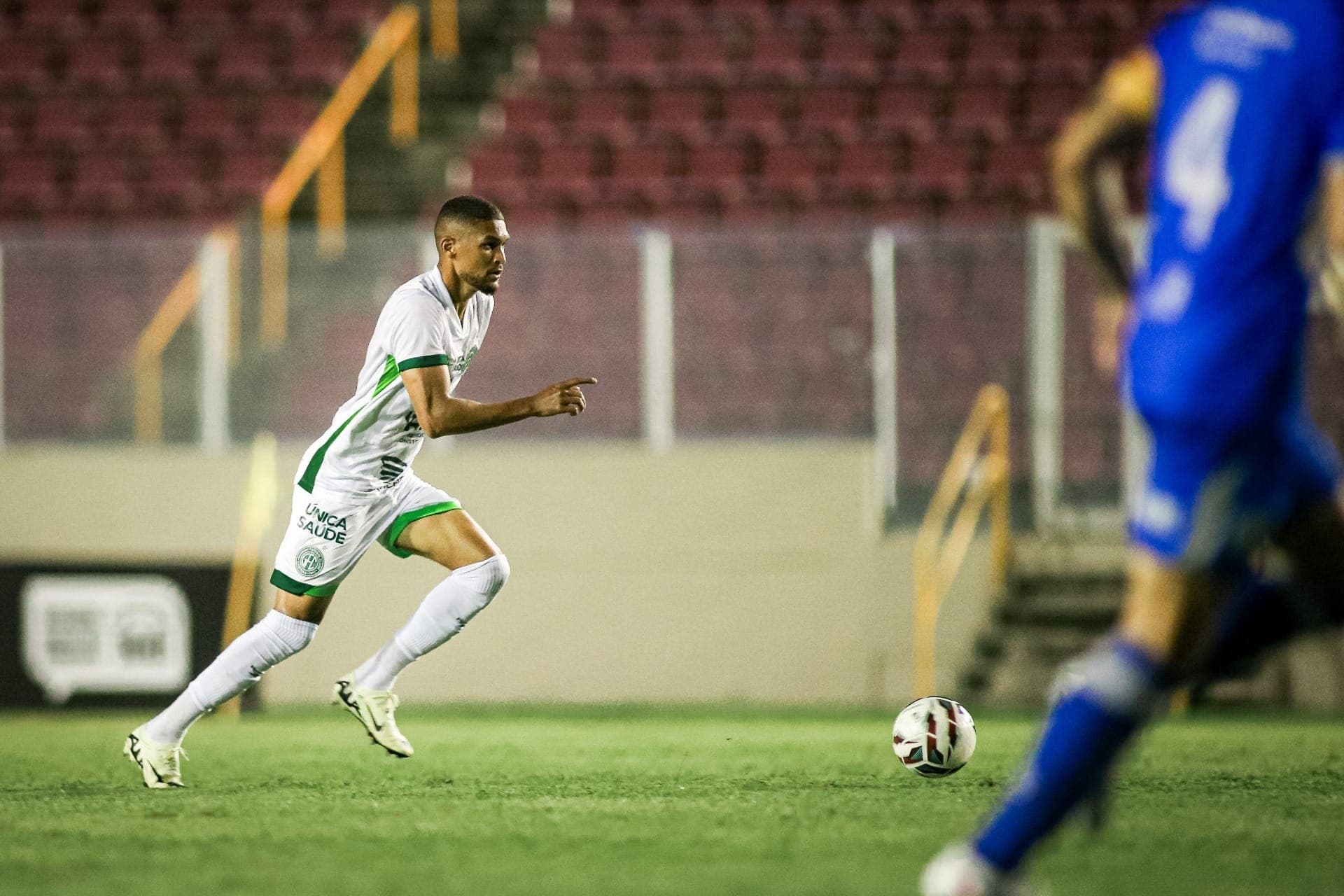 Raphael Rodrigues é desfalque para a próxima partida