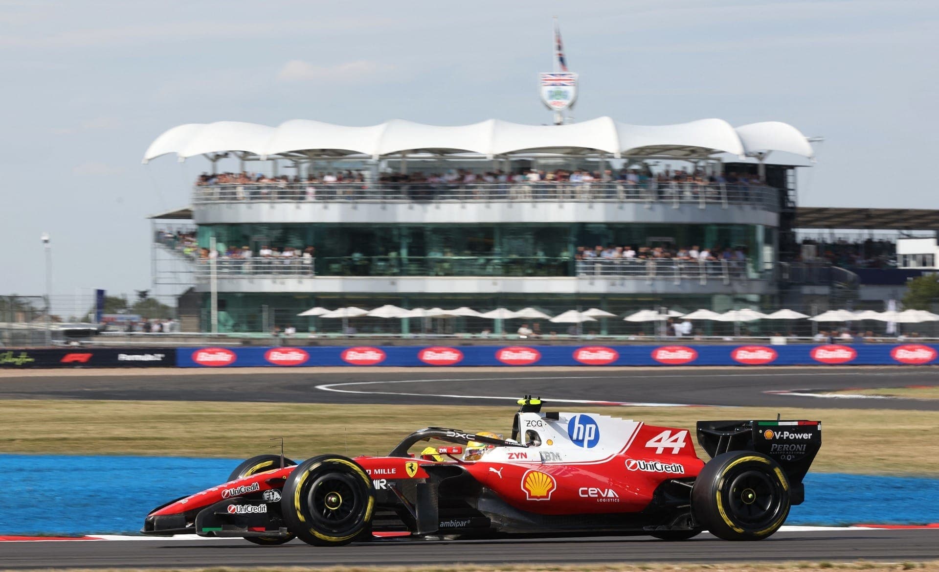 Hamilton é pole position na sprint do GP da Inglaterra