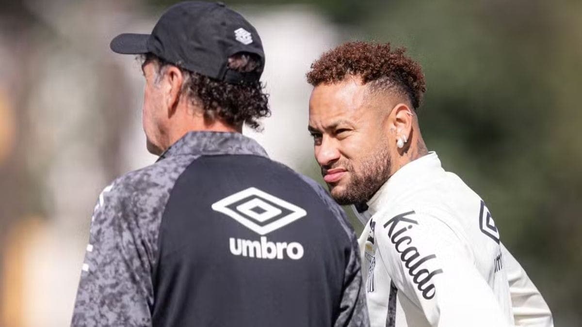 Cuca e Neymar, em treino do Santos