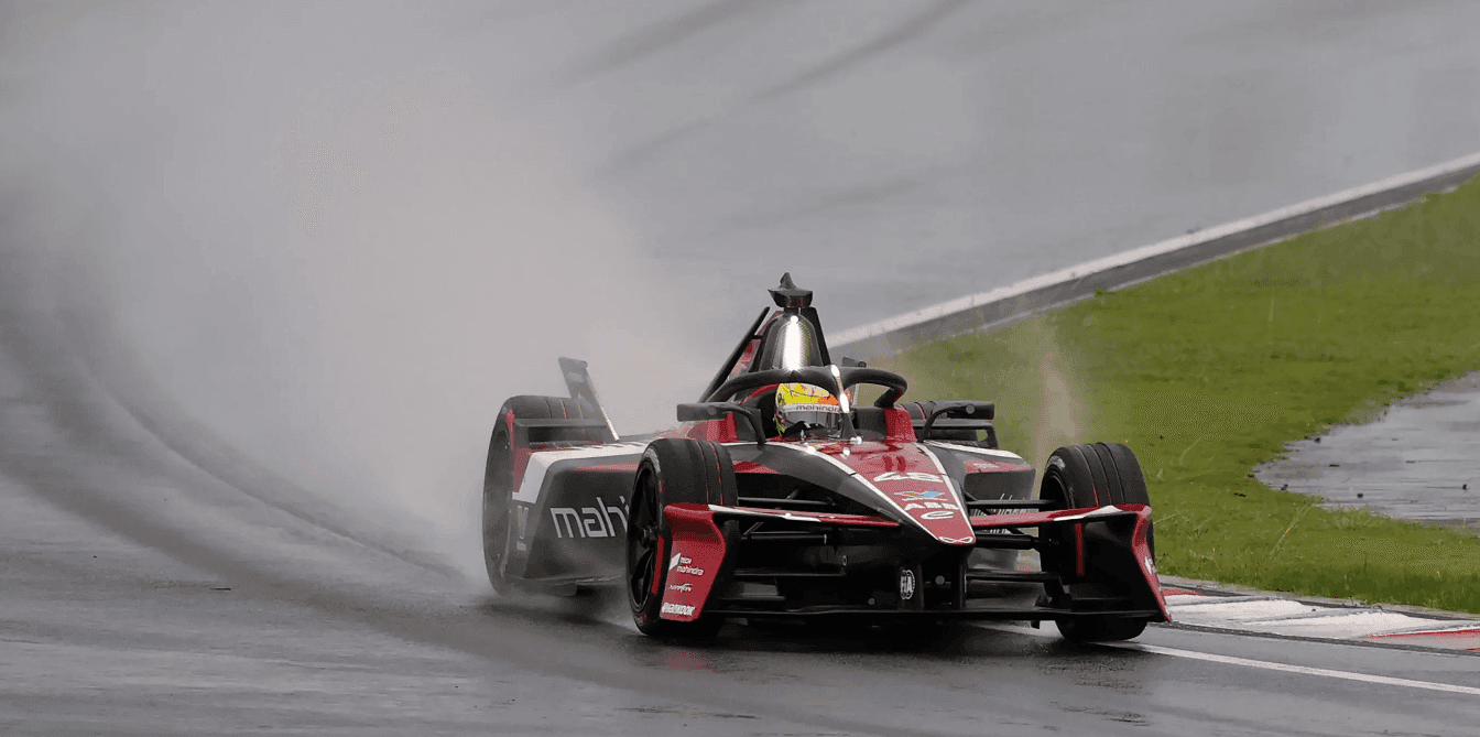 Taylor Barnard no TL3 do E-Prix de Xangai