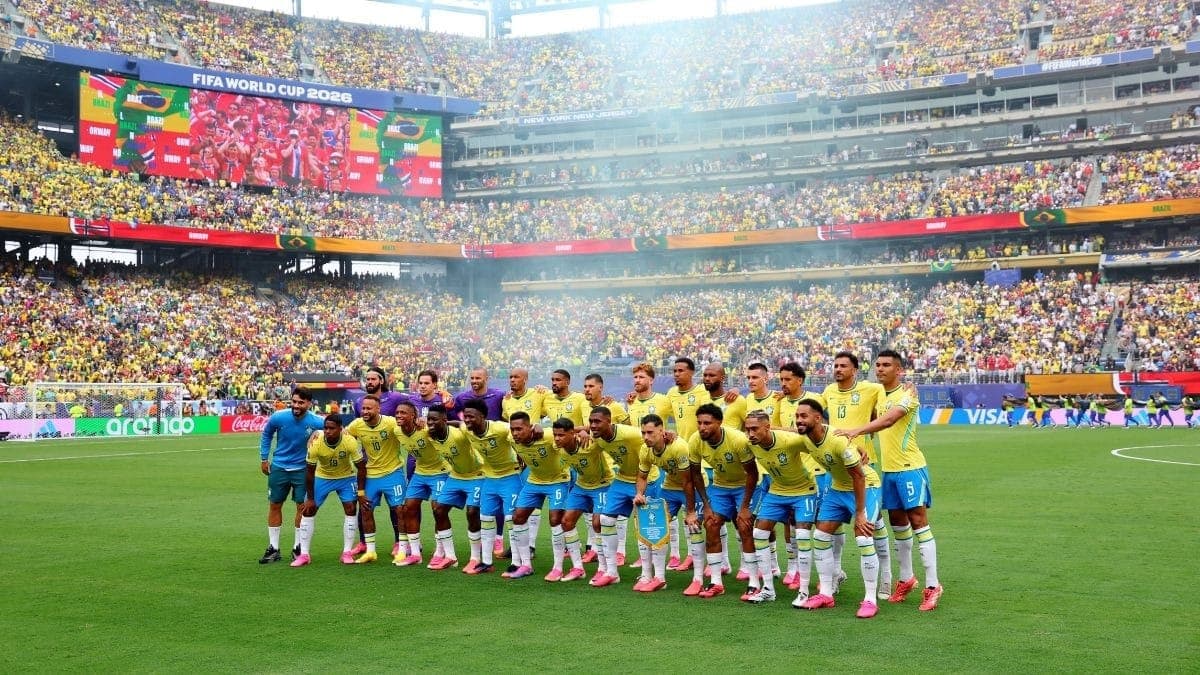Seleção Brasileira antes do início da partida contra a Noruega