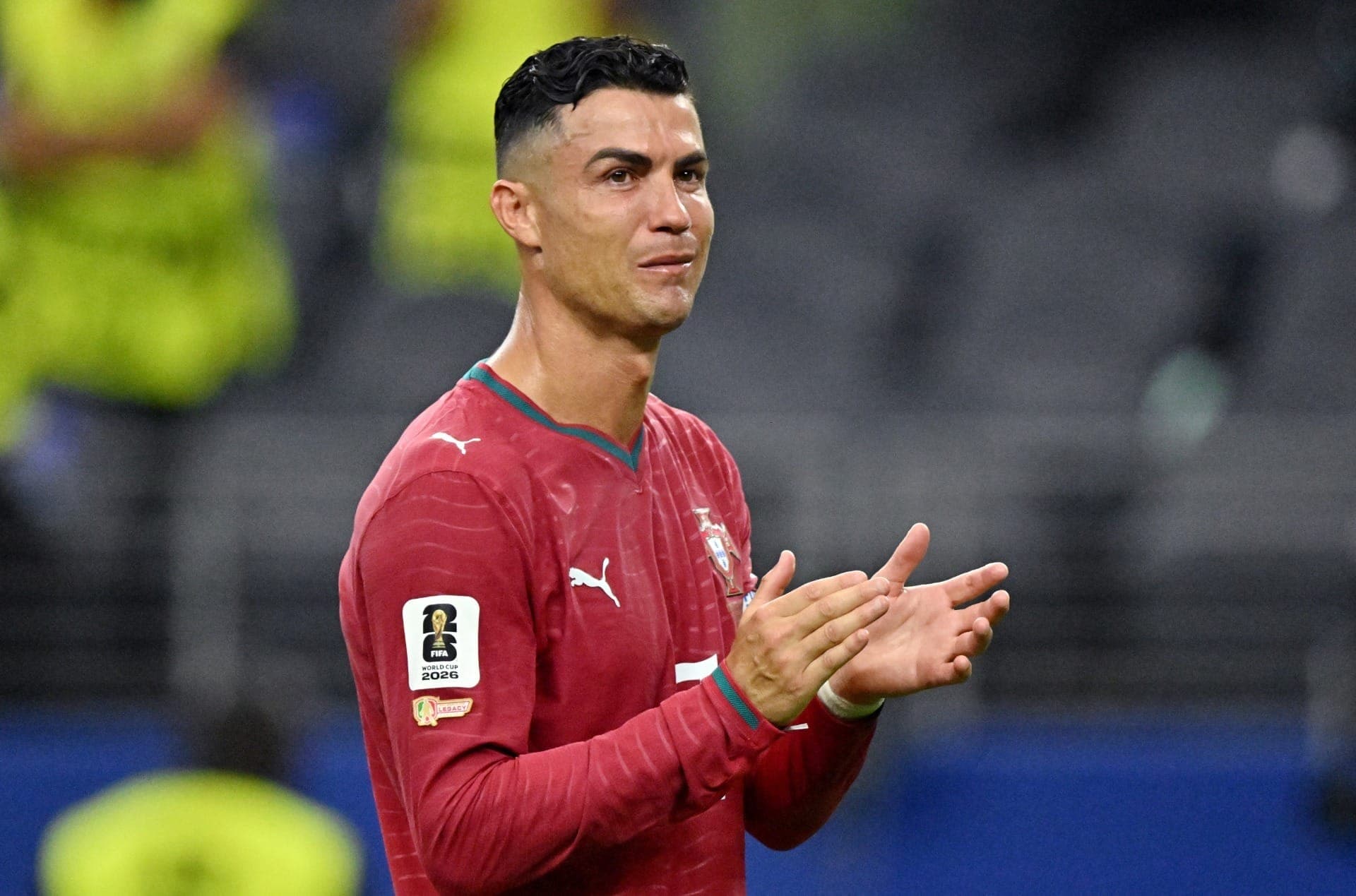 Cristiano Ronaldo chora em campo