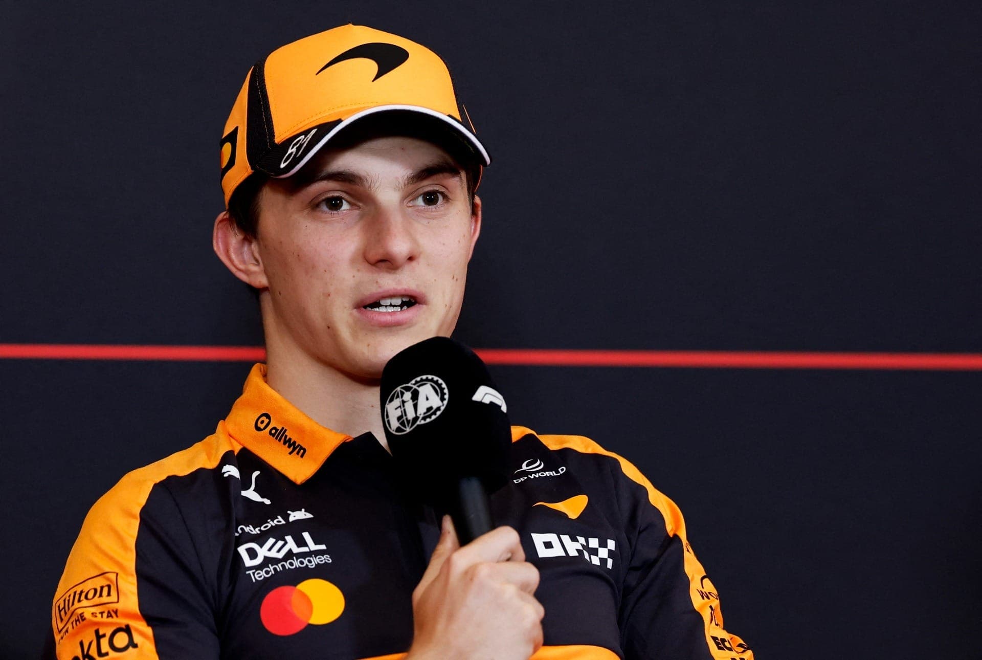 Piastri avalia deixar McLaren em meio a rumores envolvendo Verstappen