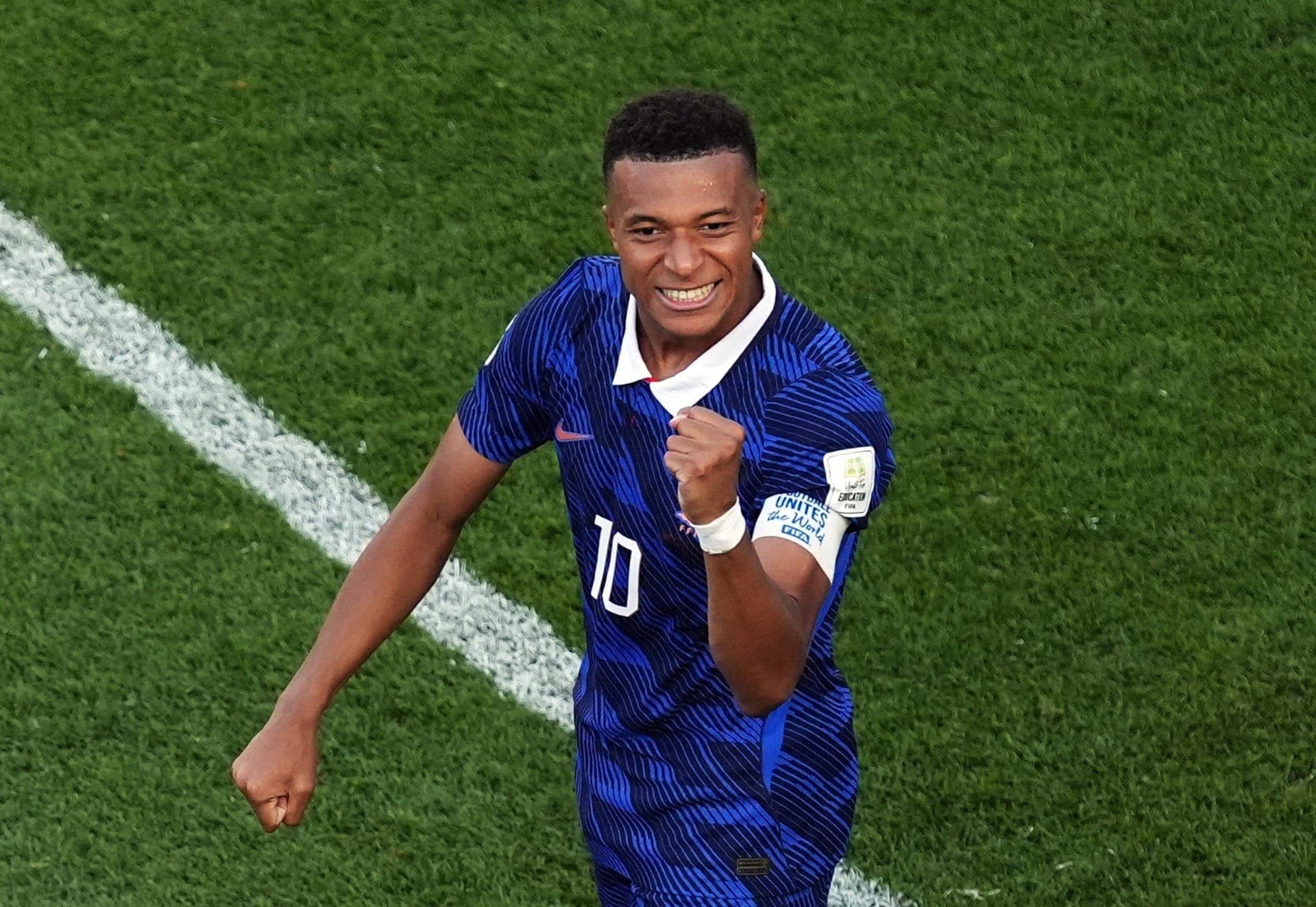 Mbappé é o artilheiro da França com 7 gols na Copa