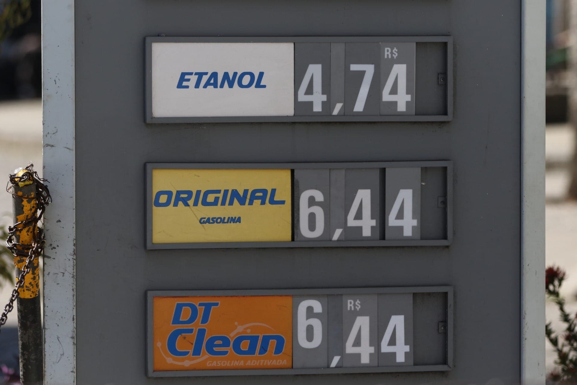 Governo autoriza 32% de etanol na gasolina a partir de 1 de agosto, mas país tem potencial para aumentar para 35%