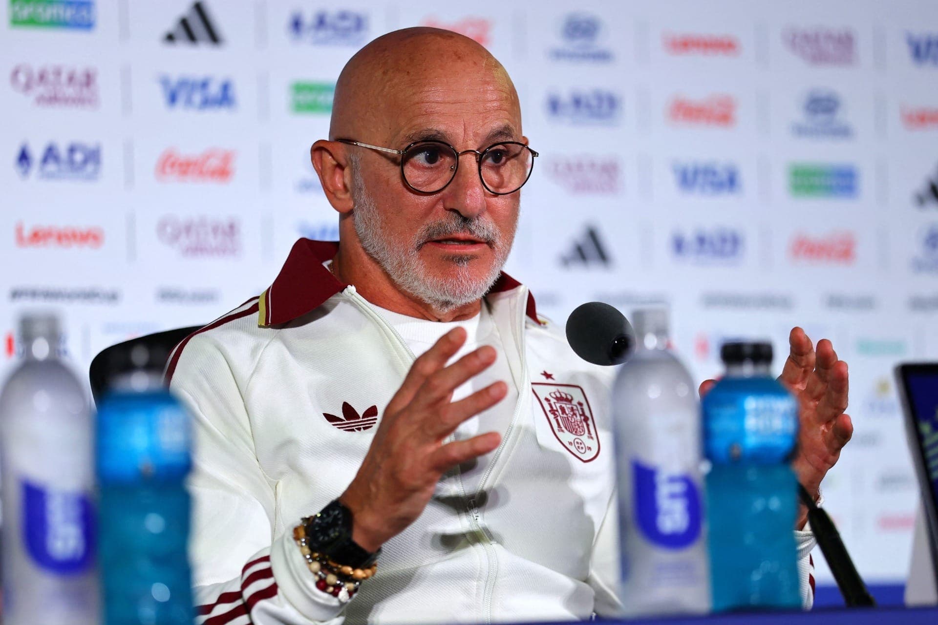 Luis De La Fuente, técnico da Espanha, durante a coletiva de imprensa