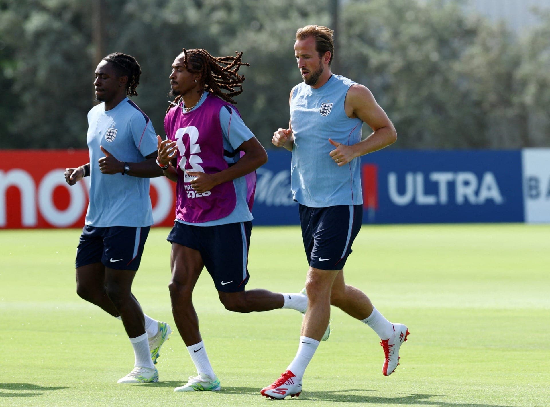 Jogadores da Inglaterra durante treino