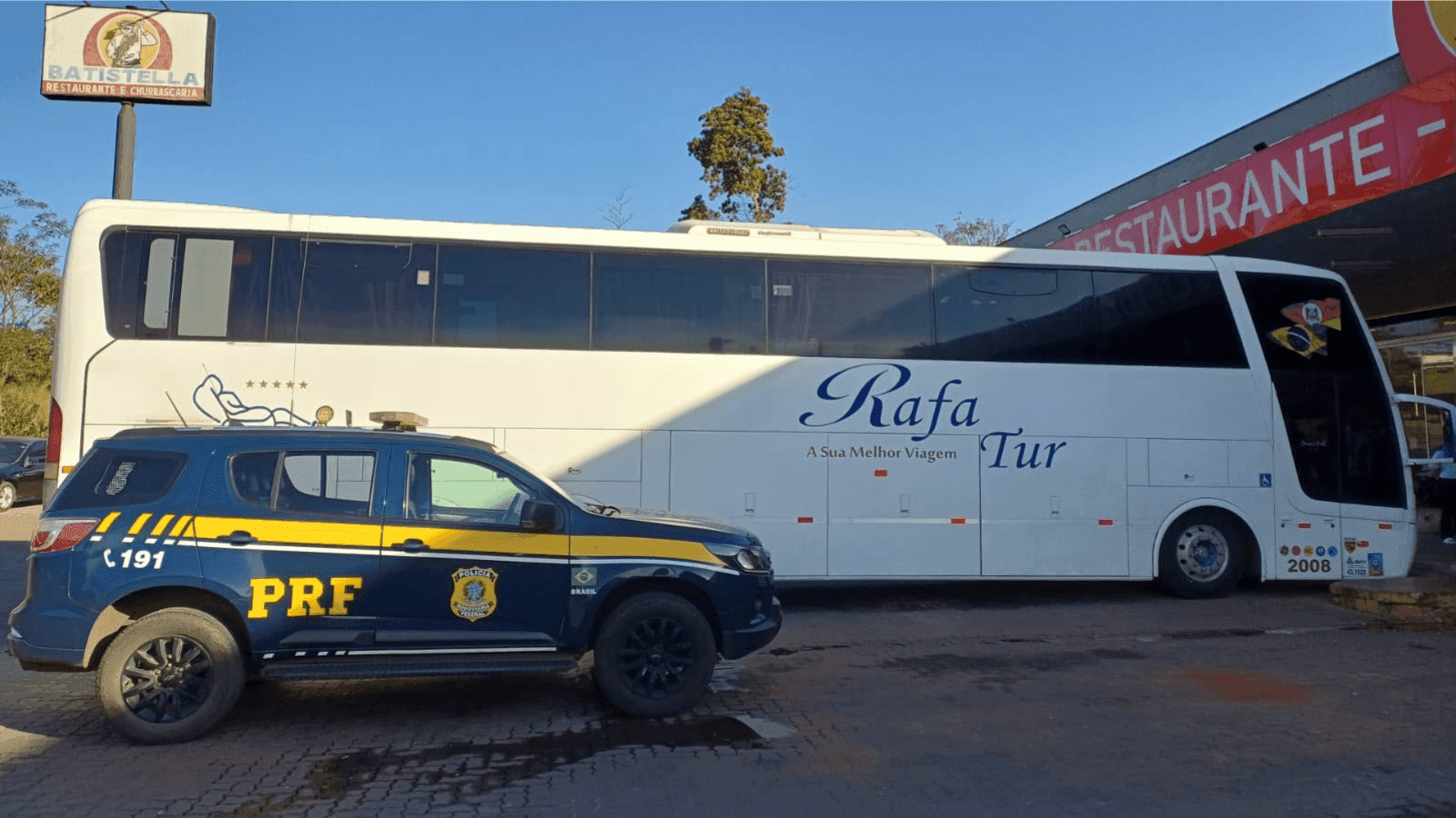 A mulher estava em um de ônibus que passava pela BR-153