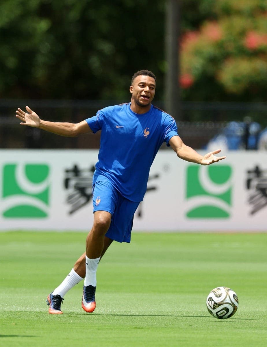Mbappé é um dos artilheiros da Copa ao lado de Messi com 8 gols