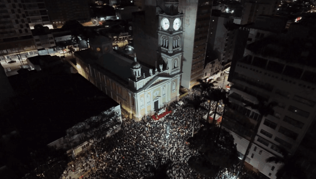Missa das 5 horas aconteceu na Catedral Metropolitana antes da peregrinação